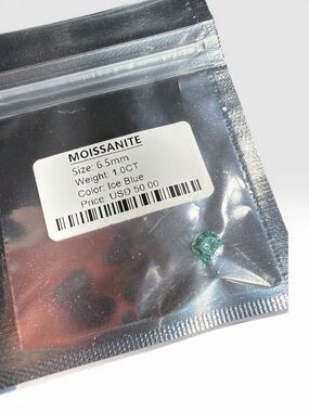 GIVEAWAY -Moissanite Round 6.5mm Ice Blue 1.0CT Loose Stone